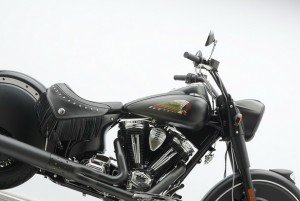 V-2013-godu-brend-Indian-Motorcycle-predstavit-mototsikl-Chief-Vintage-LE