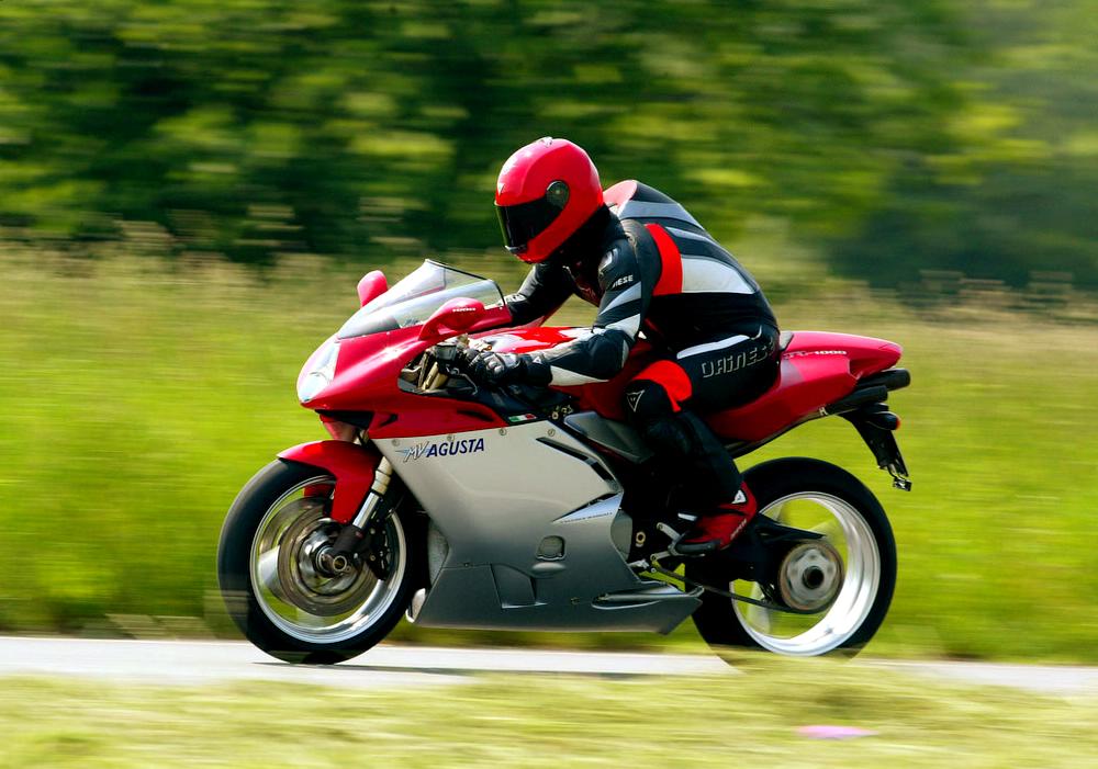 новые-мотоциклы-mv-agusta-f4-характеристики-мотоциклов-16