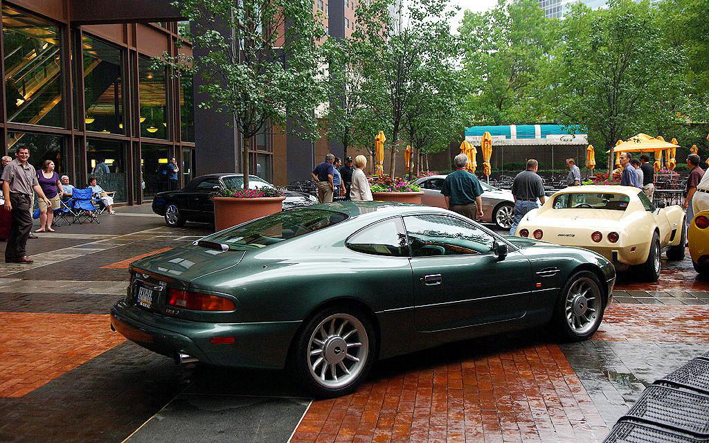 53-aston-martin-db7-volante