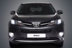 201211270923_2013_toyota_rav4_338_no_copyright