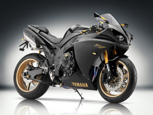 yamaha-r1-06