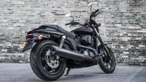 2014-Harley-Davidson-Street-750-and-Street-500-4-940x528